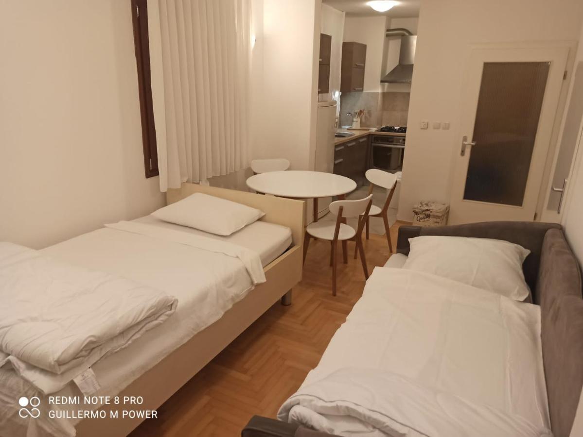Zagreb Lake Star & Included Garage Parking Place מראה חיצוני תמונה